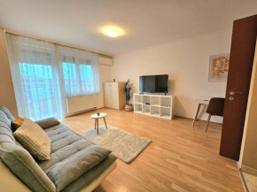 Petibo Apt - Green Grove - free parking in garage